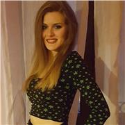 Insegnante madrelingua italiana impartisce ripetizioni per stranieri